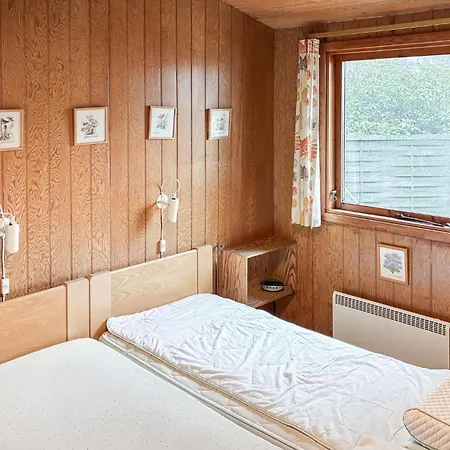 Geweldig Met 3 Slaapkamers In Væggerløse Vakantiehuis Bøtø By