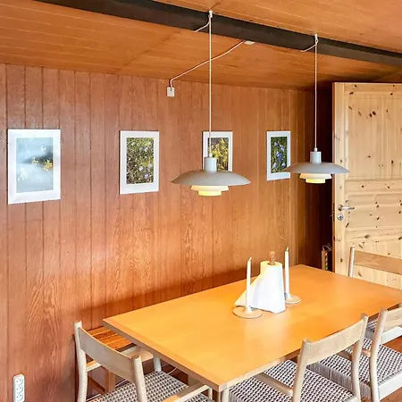 Vakantiehuis Geweldig Met 3 Slaapkamers In Væggerløse Bøtø By